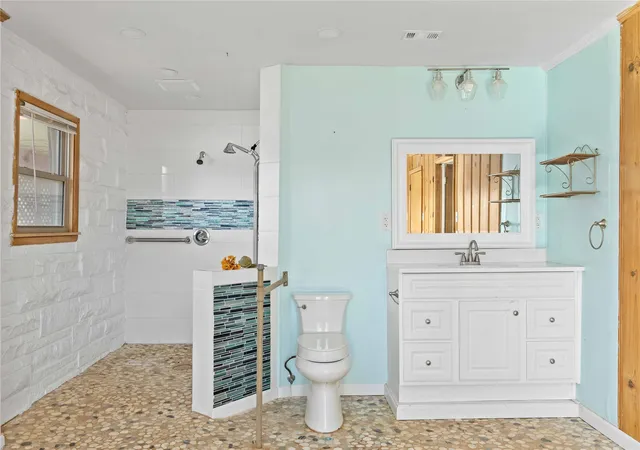 Photo 4 of Single family home for sale at 2609 Coggin Ave, Brownwood, TX 76801 | MLS# 21329669 | Listing updated on 2026-08-18