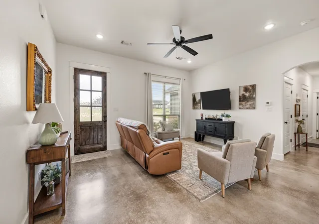 Photo 3 of Single family home for sale at 212 Jimmy Ln, Millsap, TX 76066 | MLS# 21331415 | Listing updated on 2026-08-24
