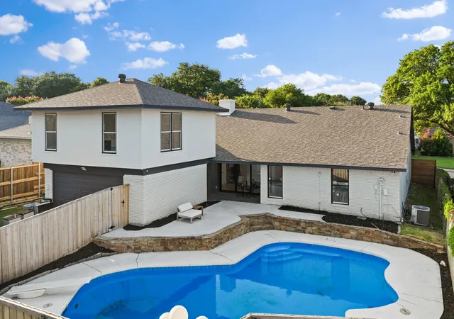 Photo 1 of Single family home for sale at 9648 Fallbrook Dr, Dallas, TX 75243 | MLS# 21332354 | Listing updated on 2026-08-31