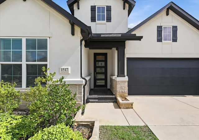 Photo 3 of Single family home for sale at 1517 Larson Ln, Denton, TX 76210 | MLS# 21333086 | Listing updated on 2026-08-04