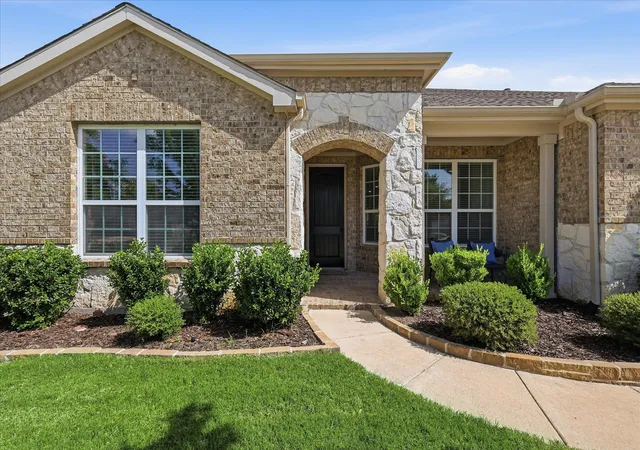 Homes for sale in Frisco, TX | 2554 Luna Vista Ln, Frisco, TX 75036 | MLS# 21326079