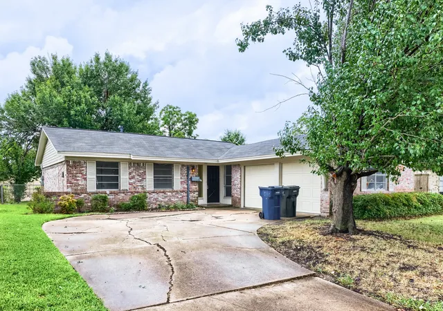 Photo 2 of Single family home for sale at 1106 Intervale Dr, Garland, TX 75043 | MLS# 21330765 | Listing updated on 2026-08-22