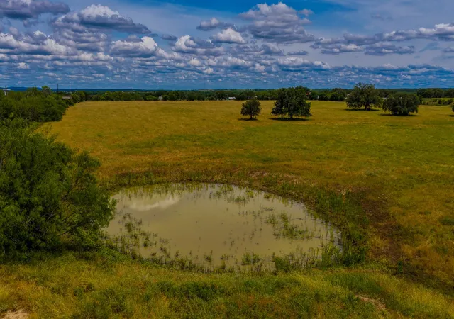 Photo 4 of Single family home for sale at 451 Rosser Ranch Rd, Graham, TX 76450 | MLS# 21256048 | Listing updated on 2026-09-24