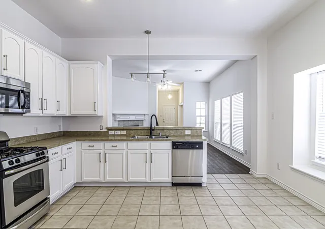 Photo 3 of Single family home for sale at 1609 Jasmine Trl, Savannah, TX 76227 | MLS# 21333090 | Listing updated on 2026-08-22