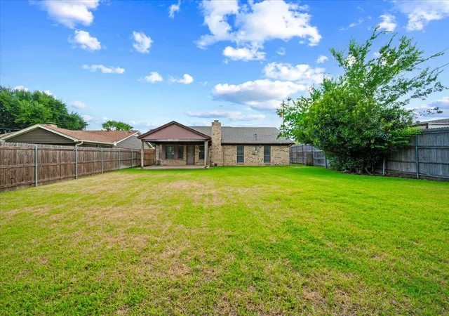 Homes for sale in North Richland Hills, TX | 8245 Ulster Dr, North Richland Hills, TX 76180 | MLS# 21333246