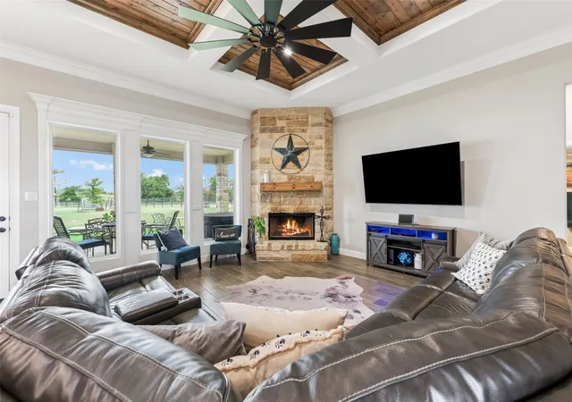 Photo 4 of Single family home for sale at 140 Clayton Xing, Springtown, TX 76082 | MLS# 21333247 | Listing updated on 2026-09-23