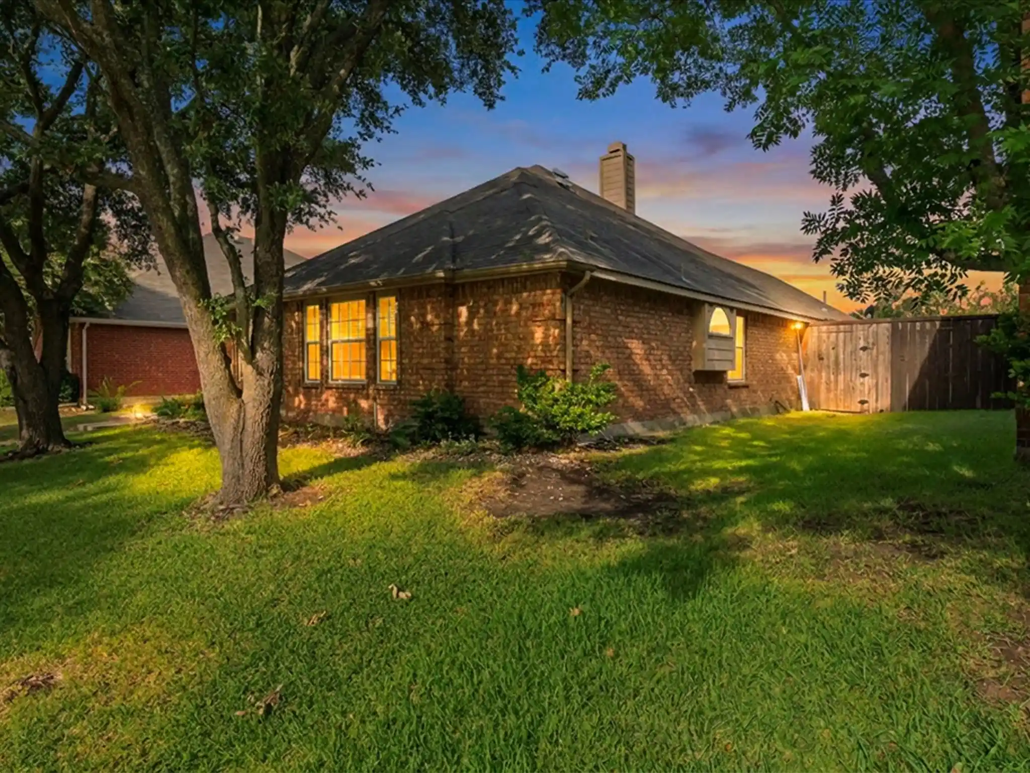 Photo 1 of Sale Pending at 4601 Carlton Dr, Garland, TX 75043 | MLS# 21332737 | Listing updated on 2026-10-24