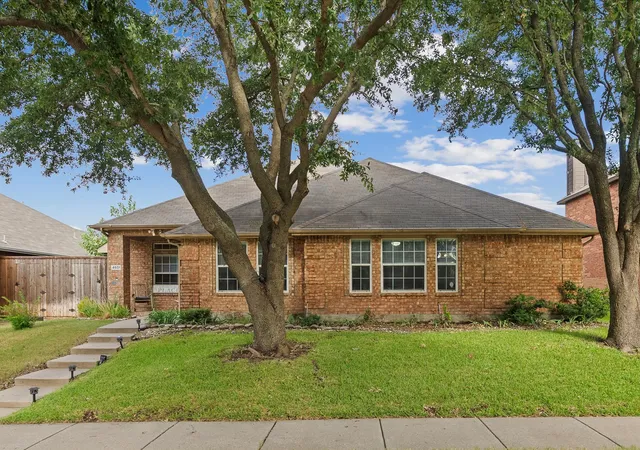 Photo 2 of Single family home for sale at 4601 Carlton Dr, Garland, TX 75043 | MLS# 21332737 | Listing updated on 2026-09-30