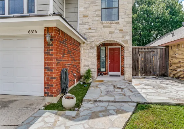 Homes for sale in North Richland Hills, TX | 6816 Driffield Cir E, North Richland Hills, TX 76182 | MLS# 21333416