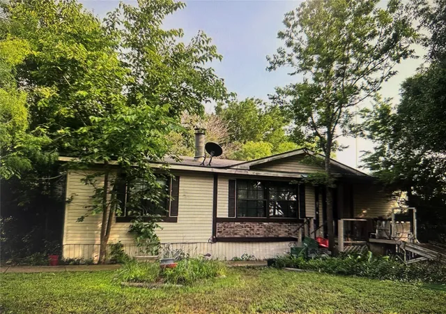 1st image of 908 Wilbanks Dr, Waco, TX 76705 | MLS# 21332812