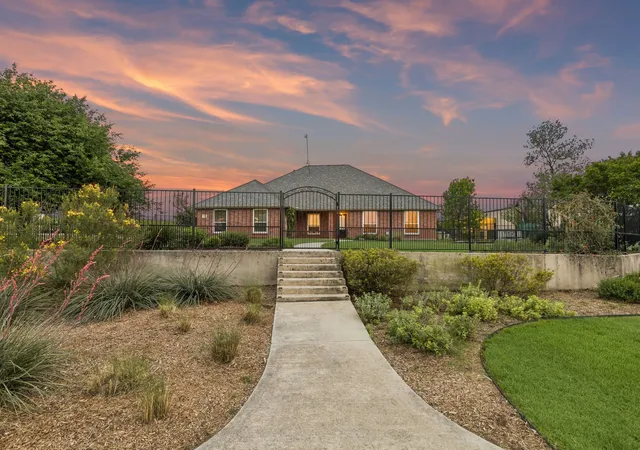 1st image of 1901 Saw Tooth Ct, Haslet, TX 76052 | MLS# 21333161