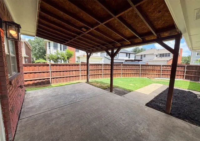 30th image of 317 Riverwalk Ln, Irving, TX 75063 | MLS# 21333571