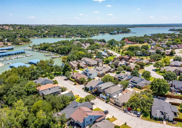 Photo 2 of Single family home for sale at 9617 Lea Shore St, Fort Worth, TX 76179 | MLS# 21332917 | Listing updated on 2026-07-25