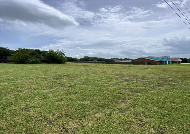Photo 4 of Land for sale at 4003 Iron Horse Trl, Granbury, TX 76048 | MLS# 21333583 | Listing updated on 2026-07-17