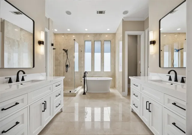Photo 1 of Mansion for sale at 5020 Rangewood Dr, Flower Mound, TX 75028 | MLS# 21332645 | Listing updated on 2026-10-07