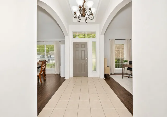 4th image of 5304 Fox Run Dr, Watauga, TX 76137 | MLS# 21330465