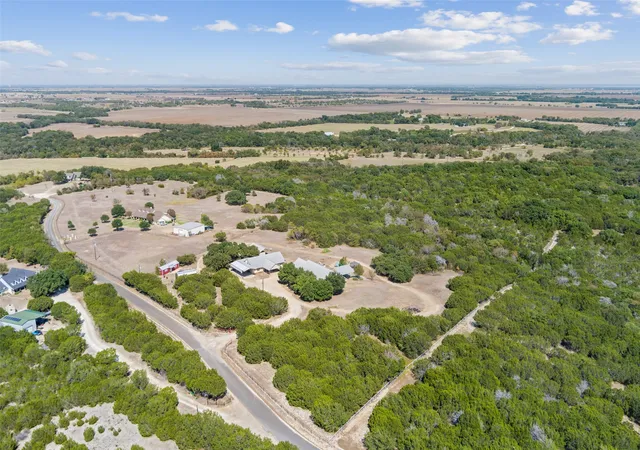 Photo 2 of Single family home for sale at 564 Sam Bass Rd, Mc Gregor, TX 76657 | MLS# 21333709 | Listing updated on 2026-07-17