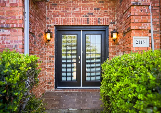Photo 3 of Sale Pending at 2115 Fawn Ridge Trl, Carrollton, TX 75010 | MLS# 21333625 | Listing updated on 2026-08-31