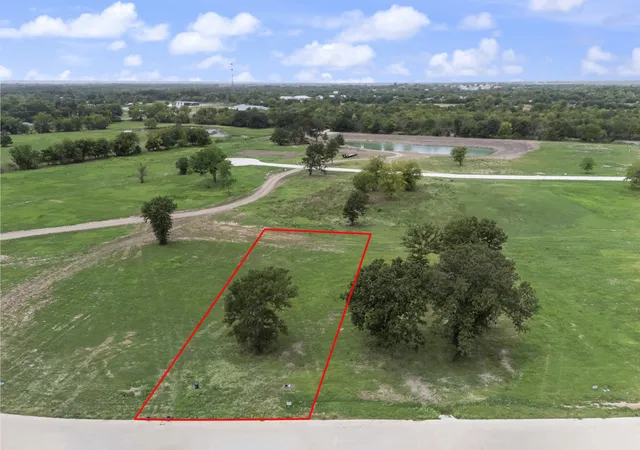 Photo 1 of Land for sale at 208 Caro Dr, West Tawakoni, TX 75474 | MLS# 21333018 | Listing updated on 2026-07-17