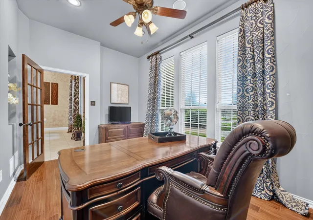Photo 4 of Single family home for sale at 1200 Madera Dr, Burleson, TX 76028 | MLS# 21331330 | Listing updated on 2026-10-07