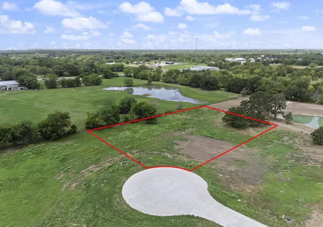 Photo 1 of Land for sale at 527 Caro Dr, Quinlan, TX 75474 | MLS# 21333031 | Listing updated on 2026-07-17
