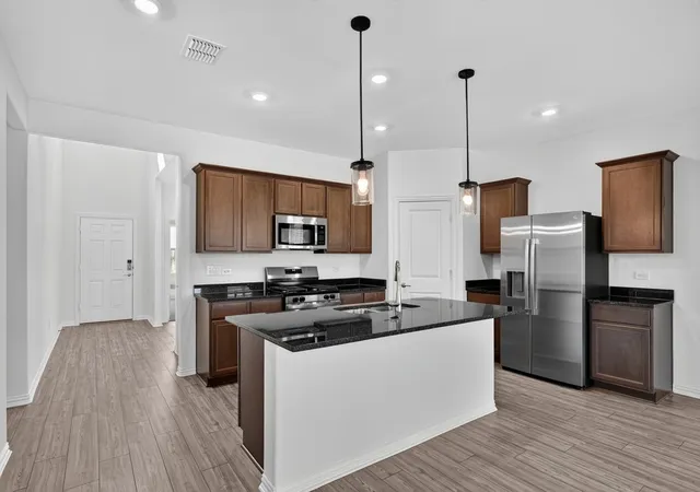 Photo 2 of Single family home for sale at 2547 Pine Island Ct, Crandall, TX 75114 | MLS# 21318977 | Listing updated on 2026-10-04