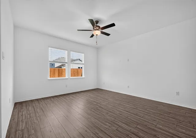 Photo 3 of Single family home for sale at 2547 Pine Island Ct, Crandall, TX 75114 | MLS# 21318977 | Listing updated on 2026-10-04
