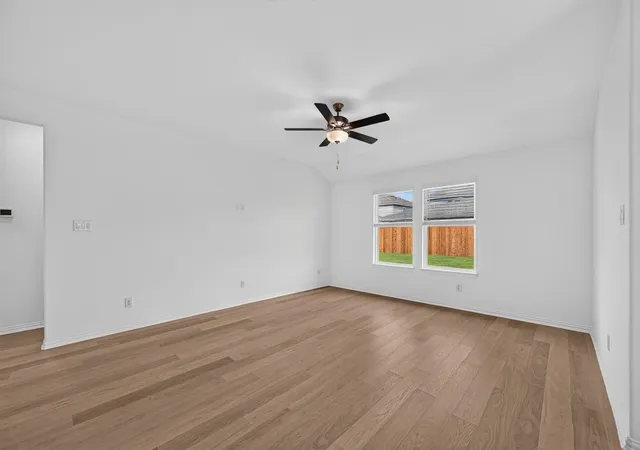 Photo 3 of Sale Pending at 2543 Pine Island Ct, Crandall, TX 75114 | MLS# 21318874 | Listing updated on 2026-09-27