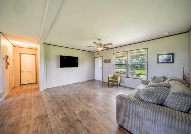 Photo 3 of Manufactured home for sale at 460 County Road 1260, Savoy, TX 75479 | MLS# 21332068 | Listing updated on 2026-08-26