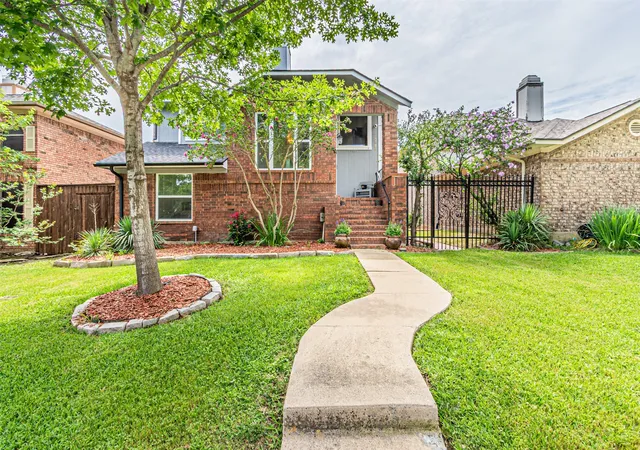 Photo 1 of Single family home for sale at 2903 Golden Gate Ct, Carrollton, TX 75007 | MLS# 21333744 | Listing updated on 2026-08-09