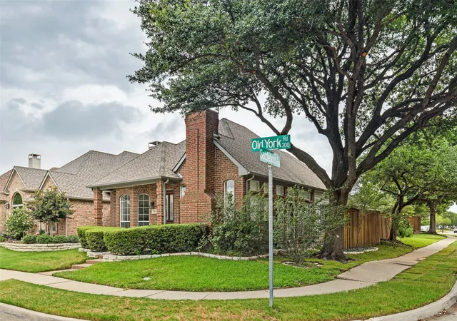 Photo 2 of Sale Pending at 301 Old York Rd, Irving, TX 75063 | MLS# 21333157 | Listing updated on 2026-08-18