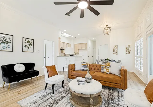 Photo 4 of Sale Pending at 301 Old York Rd, Irving, TX 75063 | MLS# 21333157 | Listing updated on 2026-08-18