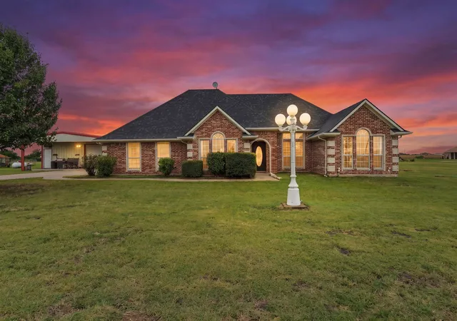 Photo 1 of Single family home for sale at 4106 Fox Run, Caddo Mills, TX 75135 | MLS# 21269121 | Listing updated on 2026-08-18
