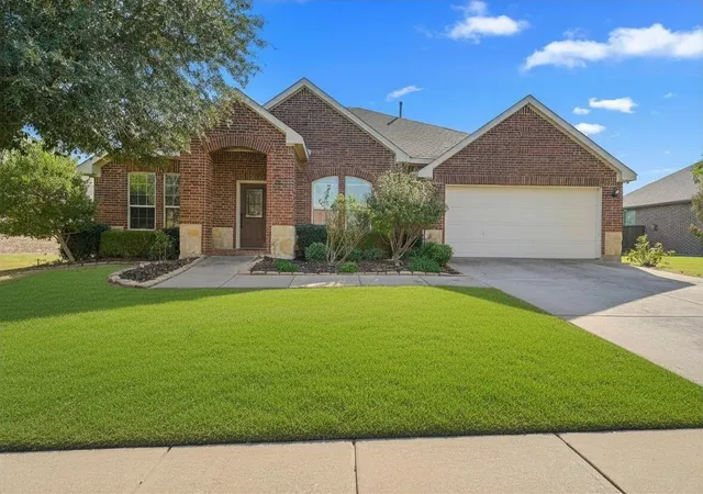 Photo 2 of Single family home for sale at 772 Glen Hollow Trl, Forney, TX 75126 | MLS# 21333407 | Listing updated on 2026-09-01