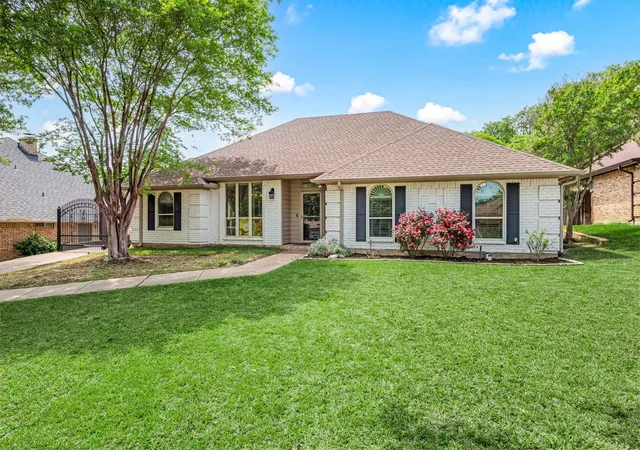 Homes for sale in North Richland Hills, TX | 7509 Kingswood Ct, North Richland Hills, TX 76182 | MLS# 21330535