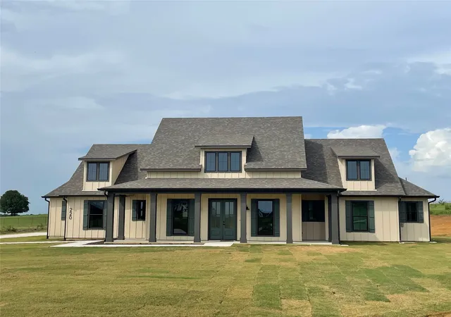 Photo 1 of Single family home for sale at 220 Dixie Estates Wy, Whitesboro, TX 76273 | MLS# 21333847 | Listing updated on 2026-09-18