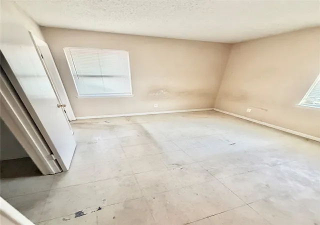 Photo 8 of Single family home for sale at 701 Apollo Dr, Denton, TX 76209 | MLS# 21333779 | Listing updated on 2026-07-17