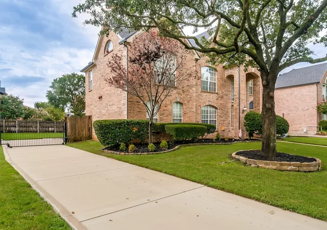 Photo 3 of Single family home for sale at 2307 Still Point Ln, Colleyville, TX 76034 | MLS# 21329841 | Listing updated on 2026-08-23