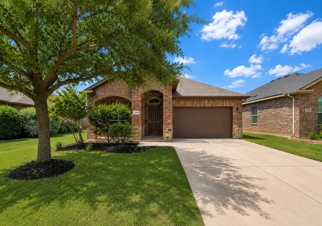 Photo 1 of Sale Pending at 1232 Doe Meadow Dr, Burleson, TX 76028 | MLS# 21333842 | Listing updated on 2026-08-25