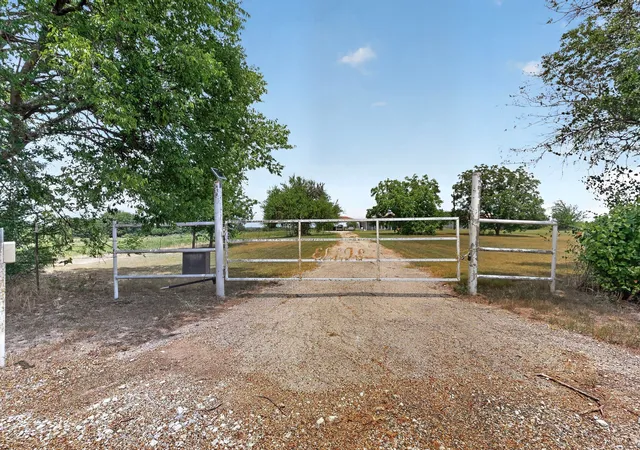 3rd image of 8487 County Road 308, Terrell, TX 75161 | MLS# 21330829