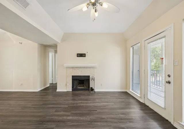 Photo 3 of Condo for sale at 3105 San Jacinto St #220, Dallas, TX 75204 | MLS# 21333901 | Listing updated on 2026-10-03