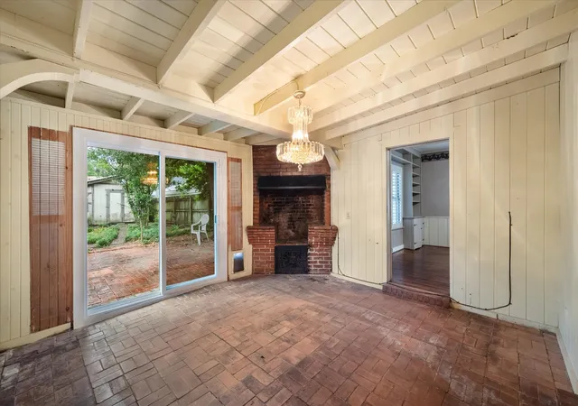 Photo 3 of Single family home for sale at 1501 Sycamore, Corsicana, TX 75110 | MLS# 21333902 | Listing updated on 2026-08-26