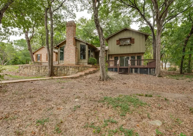 Photo 2 of Single family home for sale at 1408 N Cedar Hill Rd, Cedar Hill, TX 75104 | MLS# 21333946 | Listing updated on 2026-10-01