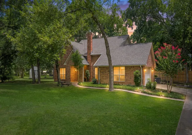 Photo 1 of Single family home for sale at 120 Hope Cir, Mc Kinney, TX 75071 | MLS# 21333138 | Listing updated on 2026-08-28