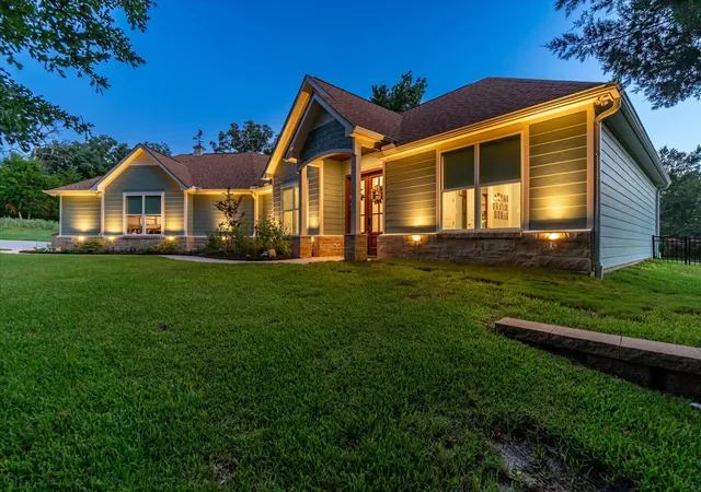 Photo 2 of Single family home for sale at 9006 Fallow Run, Larue, TX 75770 | MLS# 21332019 | Listing updated on 2026-08-13