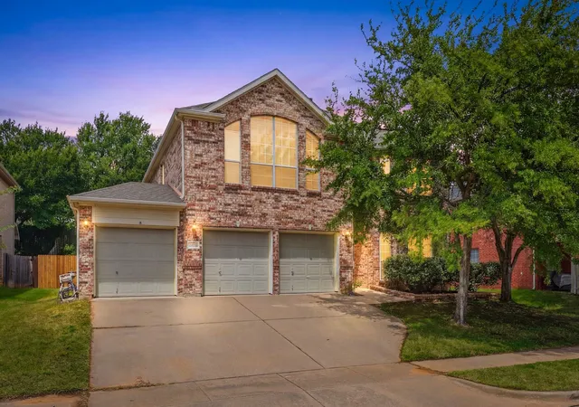 1st image of 7833 Harvest Hill Rd, North Richland Hills, TX 76182 | MLS# 21318445