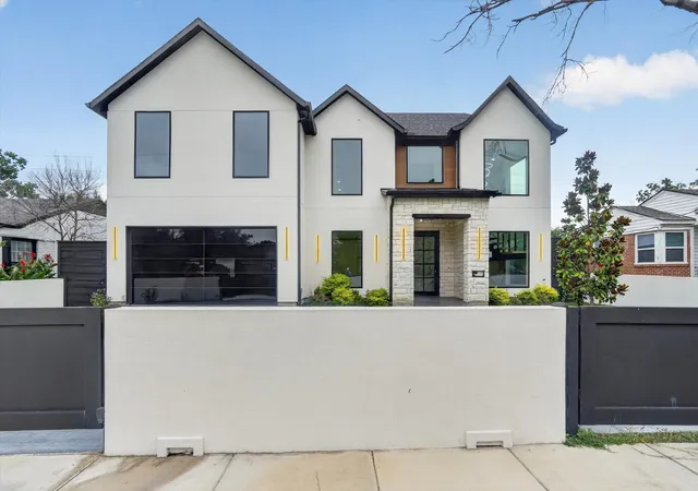 Photo 1 of Single family home for sale at 3819 Wemdon Dr, Dallas, TX 75220 | MLS# 21330977 | Listing updated on 2026-07-23