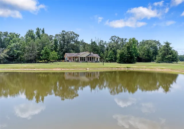4th image of 253 County Road 2412, Pickton, TX 75471 | MLS# 21334017