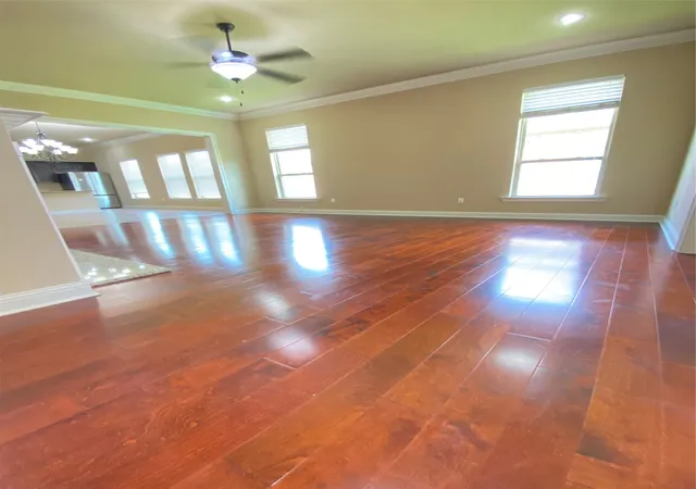 Photo 3 of Single family home for sale at 1144 Island Park Blvd, Shreveport, LA 71105 | MLS# 21333885 | Listing updated on 2026-07-19