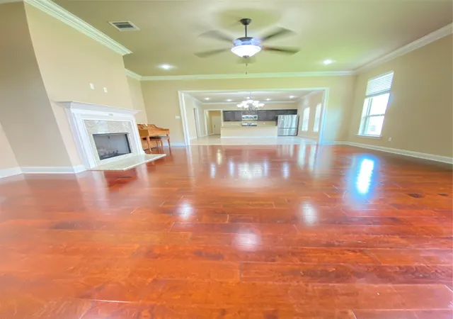 Photo 3 of Single family home for sale at 1144 Island Park Blvd, Shreveport, LA 71105 | MLS# 21333885 | Listing updated on 2026-07-19